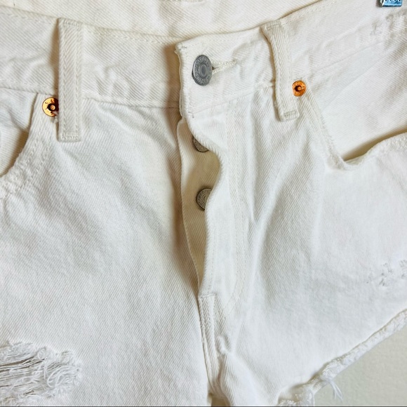 Levi’s 501 White High Waisted Button Fly Denim Jean Shorts - Picture 7 of 8